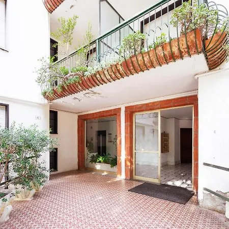 A Due Passi Dal Mare By Wonderful Italy Апартаменты *